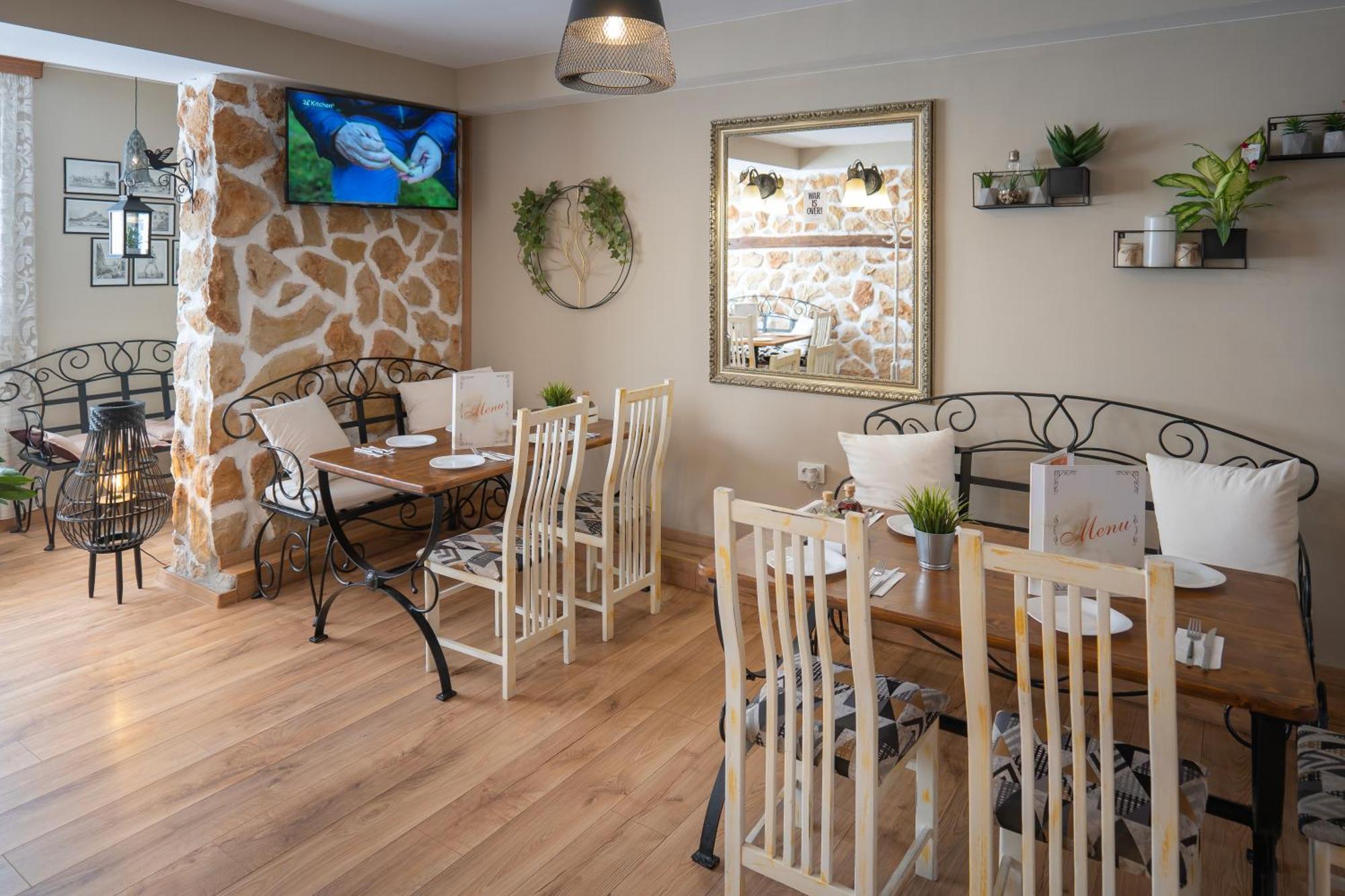 Rodos House Hotel Pomorie Bagian luar foto
